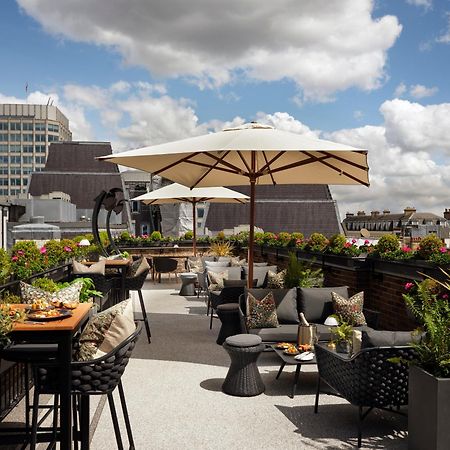 The Stafford London Hotel Bagian luar foto The rooftop bar at the London Edition