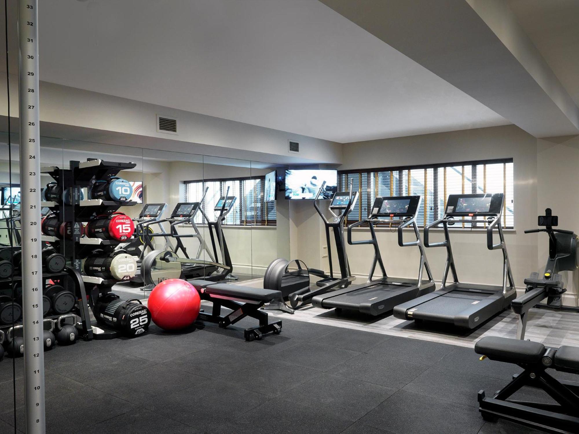 The Stafford London Hotel Bagian luar foto The gym at the 2012 London Olympics